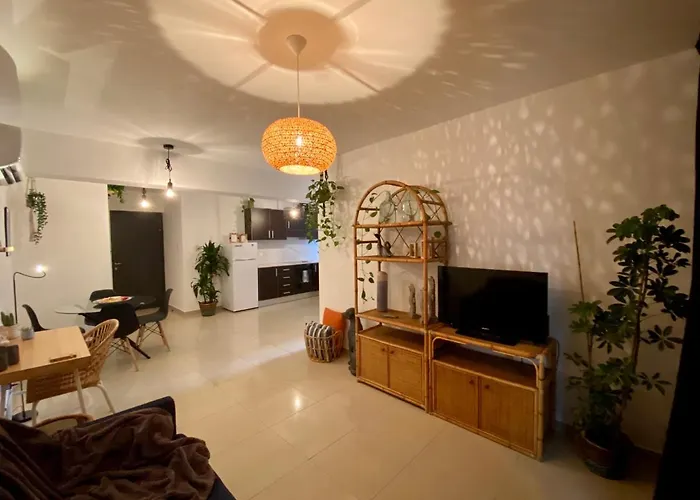 Fat Cow Apartment 102